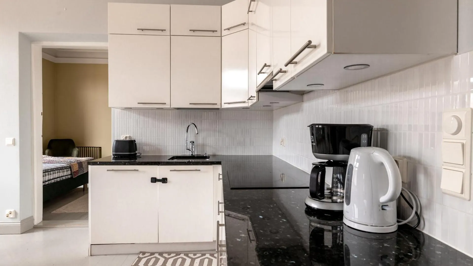2Ndhomes Luxurious 127 M2 3Br Top Floor Apartment In Historically Valuable Building In Helsinki City Center