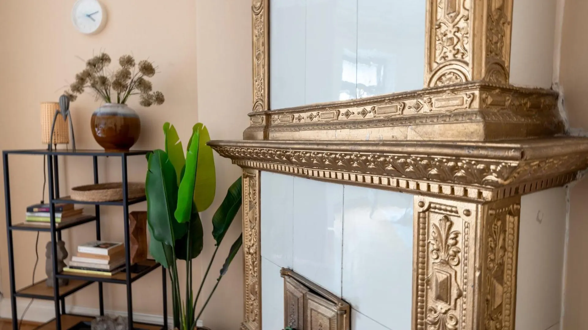 2Ndhomes Luxurious 127 M2 3Br Top Floor Apartment In Historically Valuable Building In Helsinki City Center