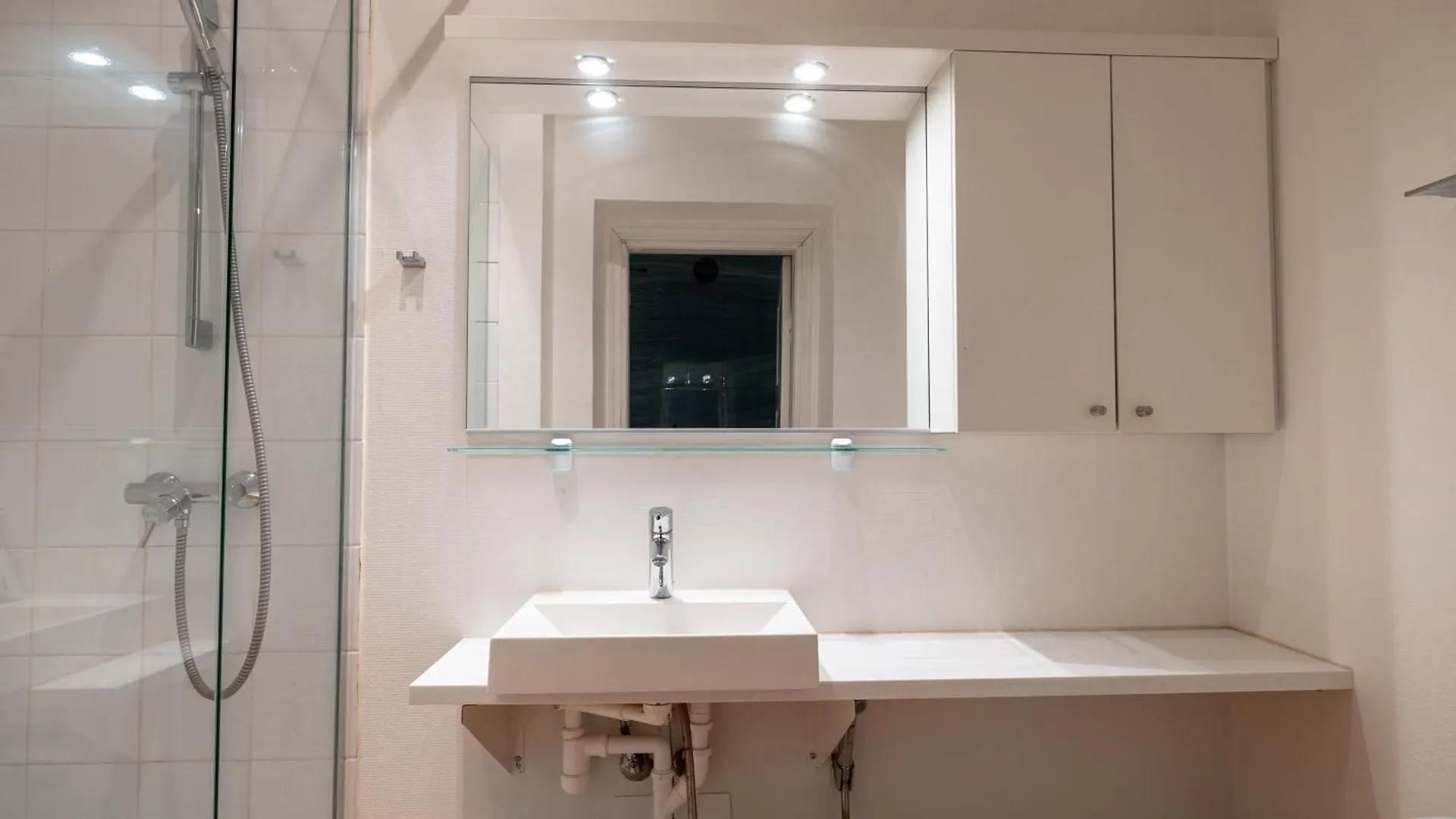 2Ndhomes Luxurious 127 M2 3Br Top Floor Apartment In Historically Valuable Building In Helsinki City Center